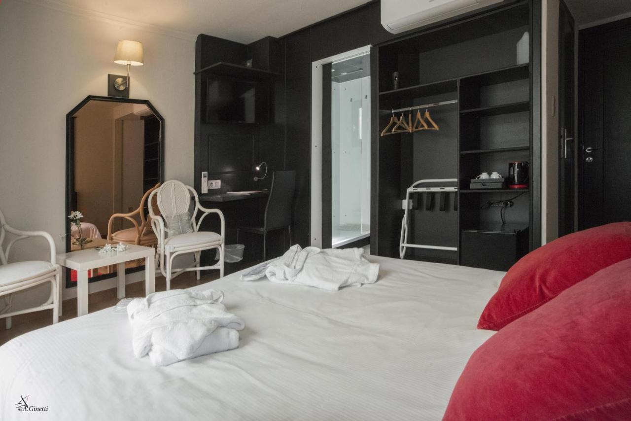 Tropical Hotel ดูร์บี ภายนอก รูปภาพ